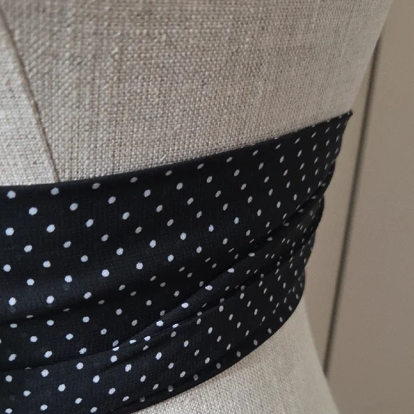 White House Black Market Black and White Polka Dot Floral Waist Belt - Picture 3 of 5